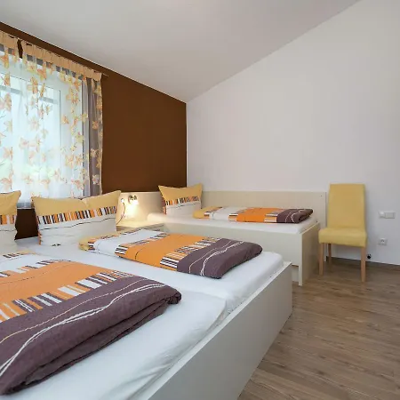 Ferienhaus Plushy Holiday In With Sauna Terrace Garden